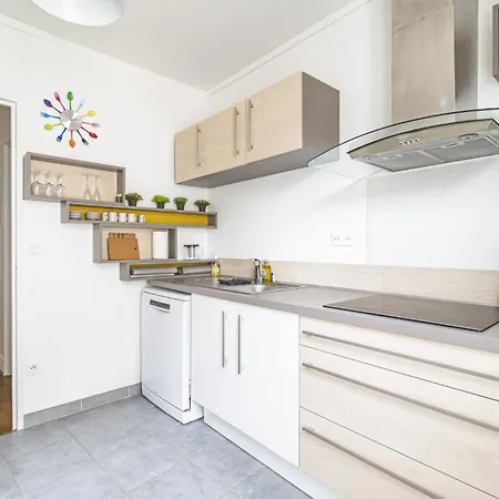 Apartment Le Tambour Lumineux Au Centre De Reims