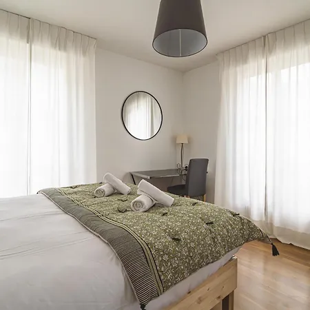 Le Tambour Lumineux Au Centre De Apartment *